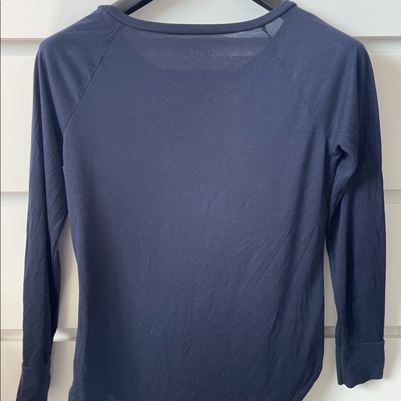 American Eagle Outfitters Soft & Sexy Graphic Top - Picture 4 of 11